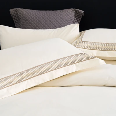 סט מצעים זוג רחב 180/200 דגם NOBILITY קרם