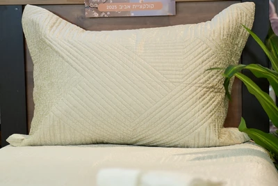 כיסוי מיטה יחיד דגם לאונרדו מבית מצעית