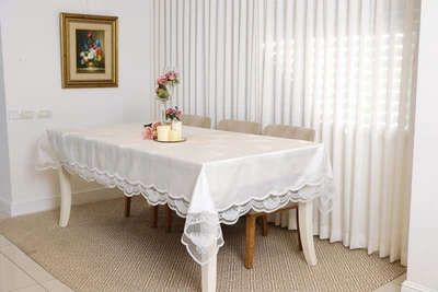 מפת שולחן יוקרתית דגם הילרי לבן החל מ-